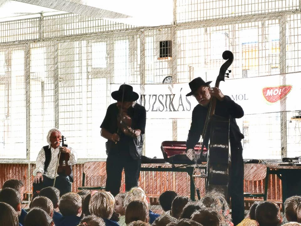 Muzsikás 4.